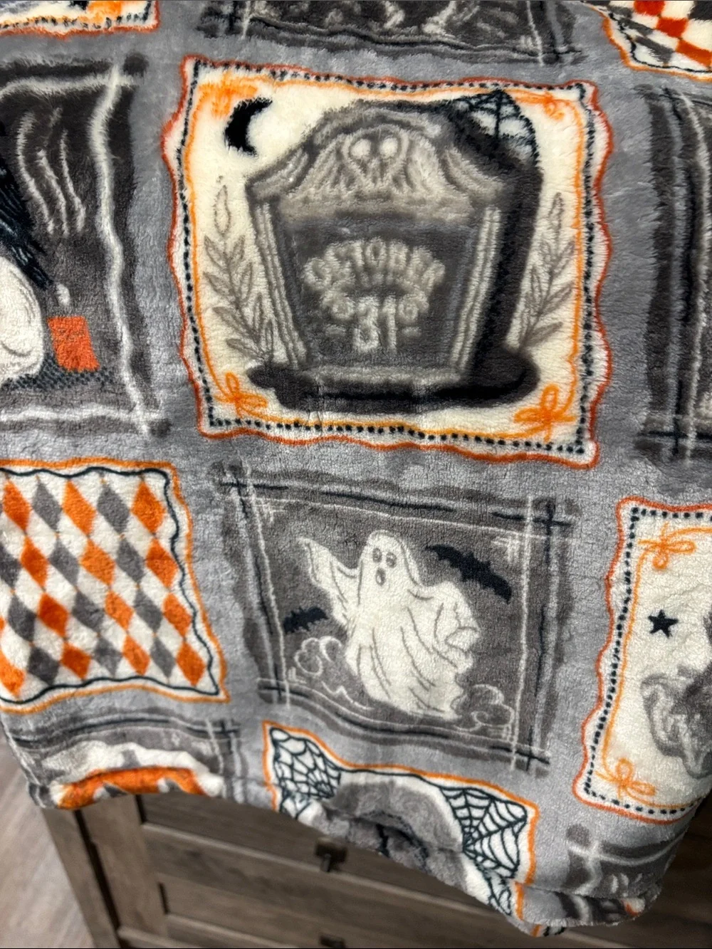 CURIOUS BY CYNTHIA ROWLEY 60x70 Vintage Inspired Retro Frights Throw NEW - Picture 4 of 10